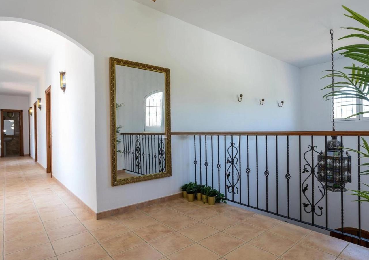Spacious Villa With Exceptional Views In Malaga Casarabonela Exteriör bild
