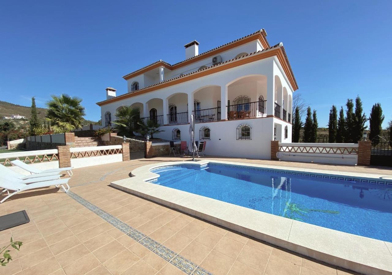 Spacious Villa With Exceptional Views In Malaga Casarabonela Exteriör bild